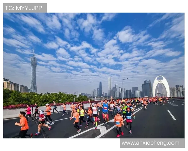 深化体育改革推动全民健身发展新战略提升体育产业国际竞争力